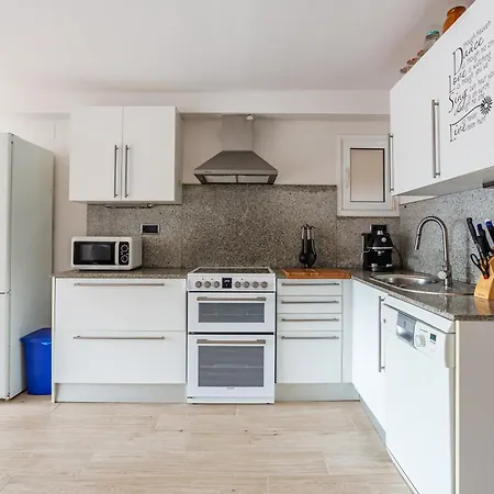 Ca La Nyca * 滨海托萨